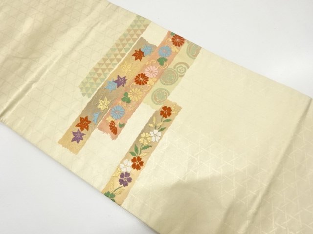 横段に花唐草・鱗模様織り出し　名古屋帯